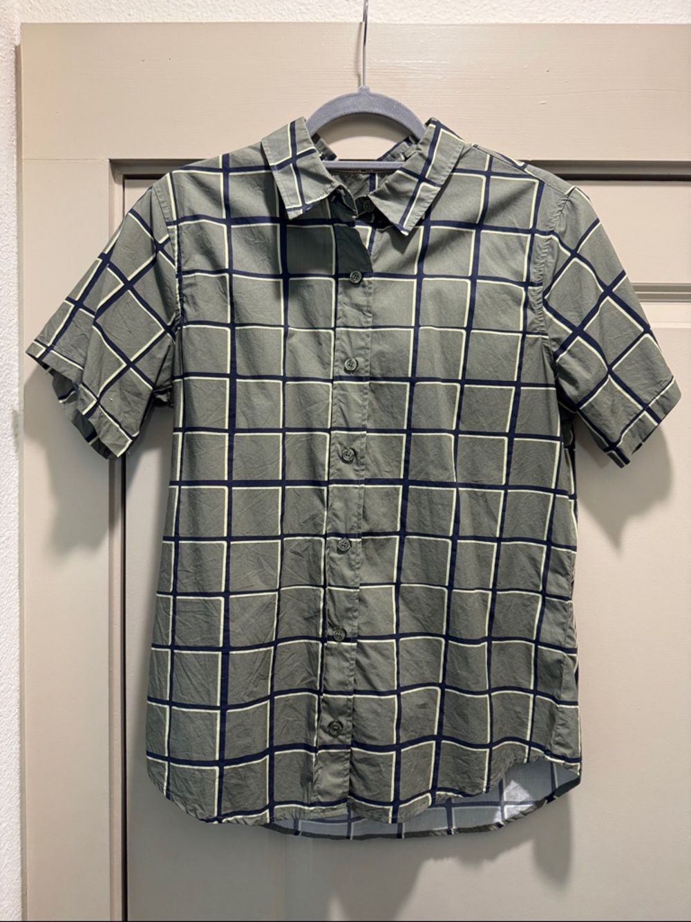 Wildfang Green and Navy Grid Short Sleeve Button Down Shirt